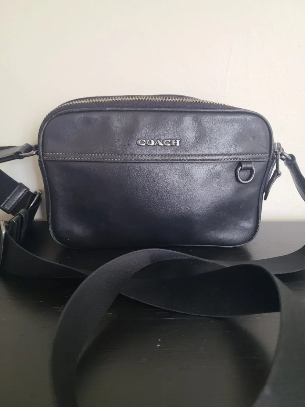 COACH C4148 Black Calf Leather Double Zip Graham Crossbody Camera Bag
